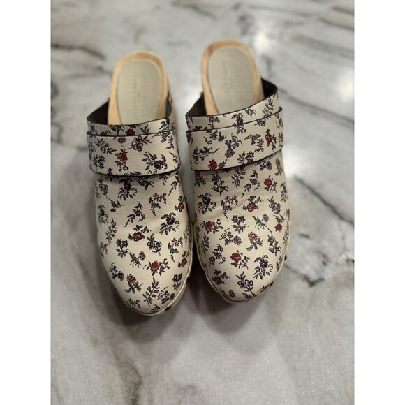 Laura Ashley Shoes - Laura Ashley Aerosoles Aware Clogs Floral Pedro 2 3/4" Heel Size 8M NWOT